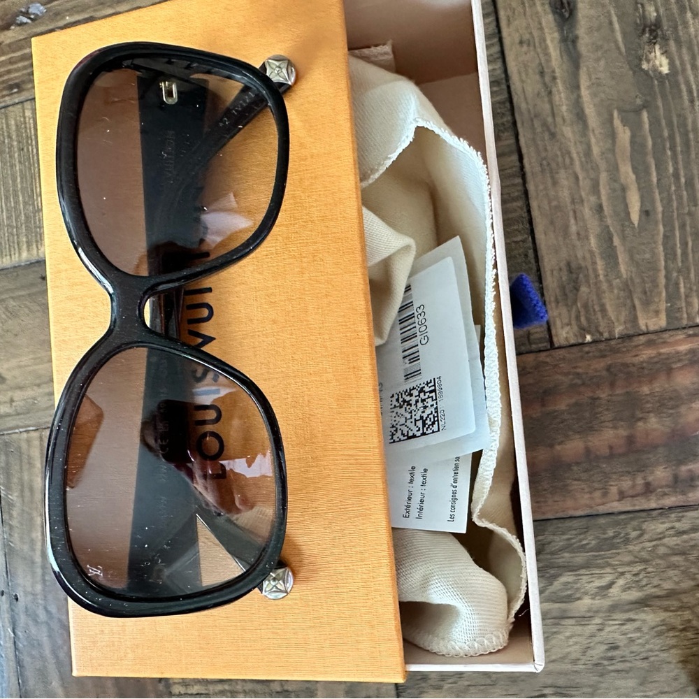 Louis Vuitton sunglasses